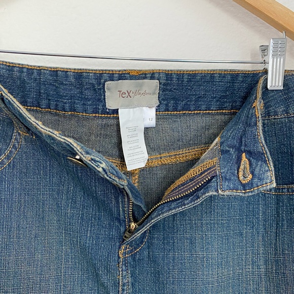 Tex by Max Azria NWOT • Dark Wash Jean Mini Skirt - Picture 5 of 12